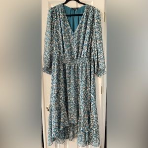 1. State Teal Long Sleeve V-Neck Floral Ruffle Dress - 2X